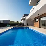 Vila Old Olive Vi *