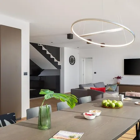 Вилла Old Olive Vi *